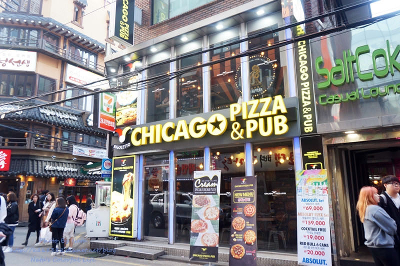 【旅遊✈KOREA】《2016首爾行＊春》建大入口站212、727／Rigoletto Chicago Pizza&Bar。愛吃起司朋友看過來！起司多到滿出來～牽絲太犯規，另有藍色貨櫃屋COMMONGROUND커먼그라운드、彩虹蛋糕