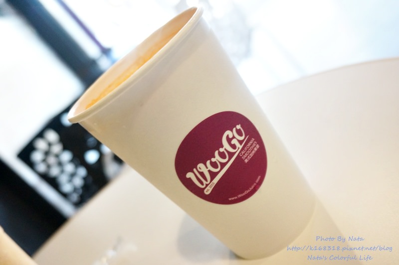 【美食♔台南中西區】Woogo Juice 加州果昔(正興店)。位於中正商圈、淺草新天地~來自加州口味的果昔，來喝一杯透心涼的獨特冰沙吧！