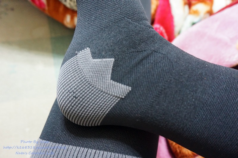 【舒壓】美肌刻Magic〃2合1睡眠襪。100%台灣製造、獨家設計！每夜長期使用~讓你有個心機美腿