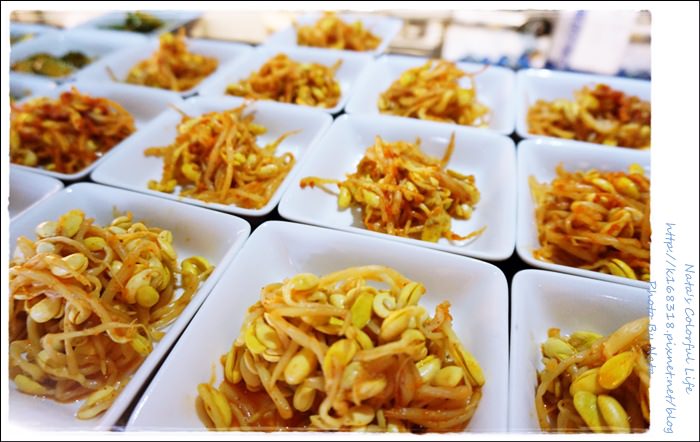 【美食♔高雄左營區】哈摩尼韓式料理。翻桌率超級高，會讓人想回味回訪不能錯過的餐廳