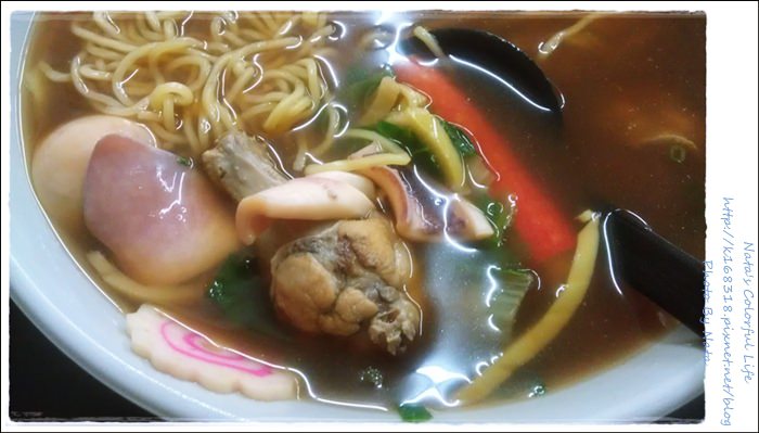 【美食♔台南中西區】評價兩極化的拉麵～等你來品嚐！翻桌率很高的拉麵＊湯婆婆拉麵屋