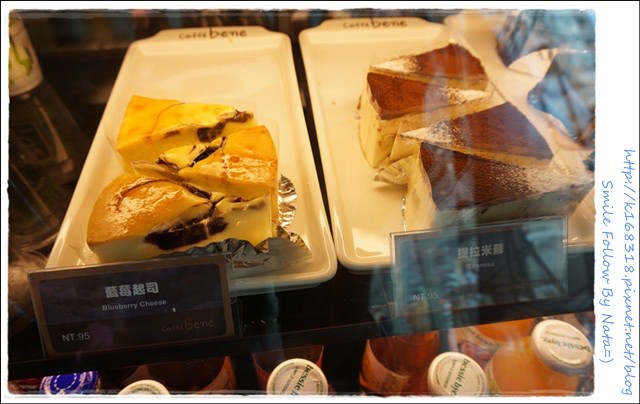 【美食】在台灣首家分店。不用到韓國也吃得到在地口味！首訪@高雄‧caff'e bene巨蛋店(咖啡陪你)