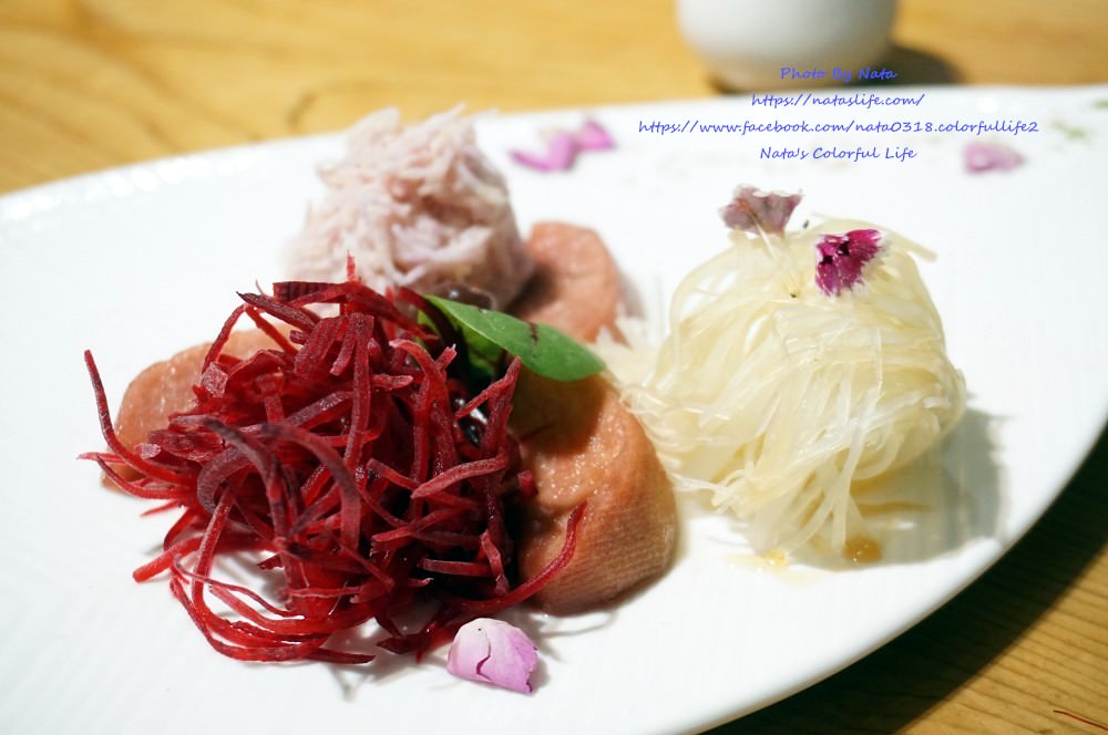 【美食♔台南安平區蔬食餐廳】食蔬茶齋 · 蔬果料理。台南蔬食餐廳！把素食變得更華麗