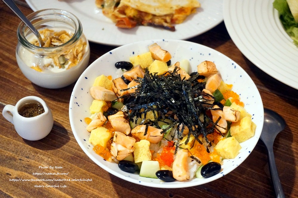【美食♔台南東區早午餐】Dotch Bistro兜齊餐酒館。早午餐、義大利麵、排餐，等你來享用(2020.06更新)