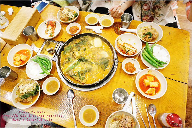 【旅遊✈KOREA】2015櫻在首爾＊東廟站‧豬肉馬鈴薯湯。24小時營業~無時無刻都想要吃的解酒湯