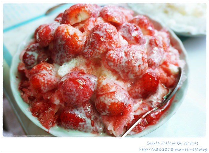 【美食♔台南】季節限定！讓男生女生為之瘋狂的草莓冰，你一定不能錯過它@冰鄉
